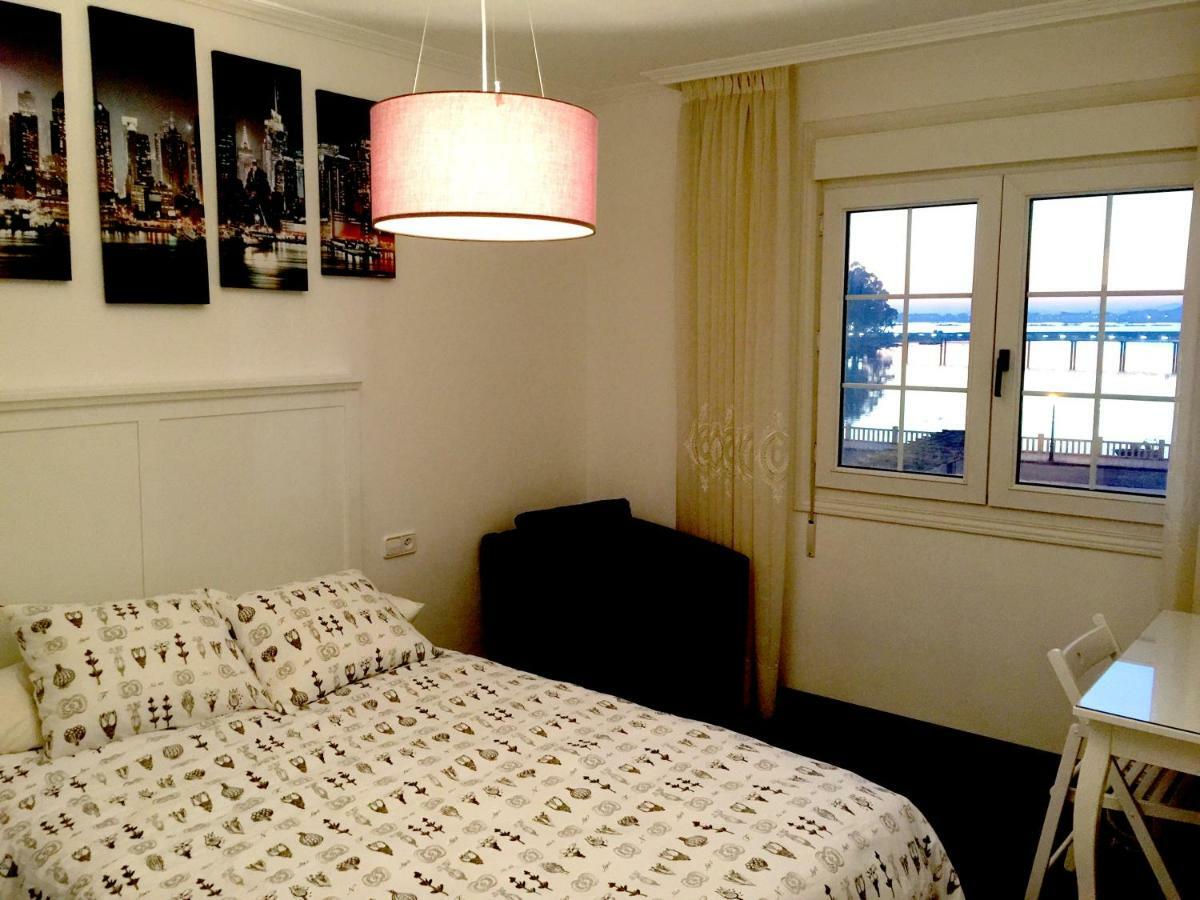 Апартаменти Apartamento Vilanova Віланова-де-Ароуса Екстер'єр фото
